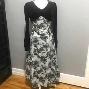 Goth Victorian Black Velvet with Floral Roses Long Dress SMALL MEDIUM